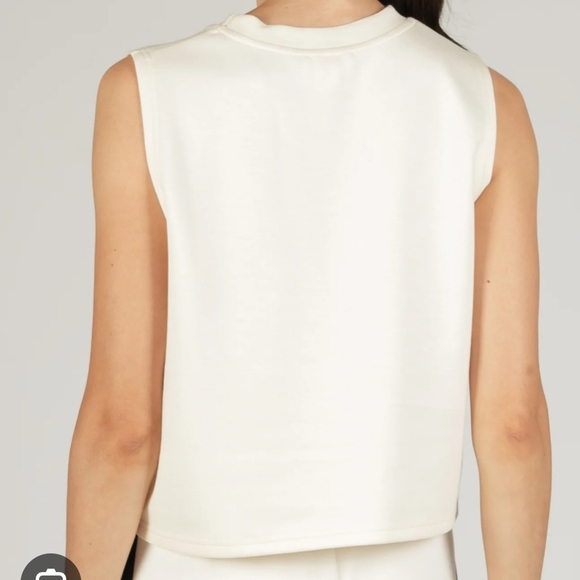 P. Cill Birdie Round Neck Boxy Sleeveless Cream/ Beige Tank Top, Sz Large - Picture 2 of 6